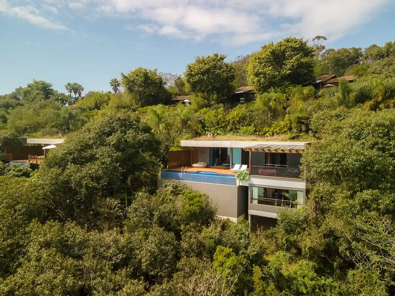 Villas do Awasi Santa Catarina integradas à mata da península