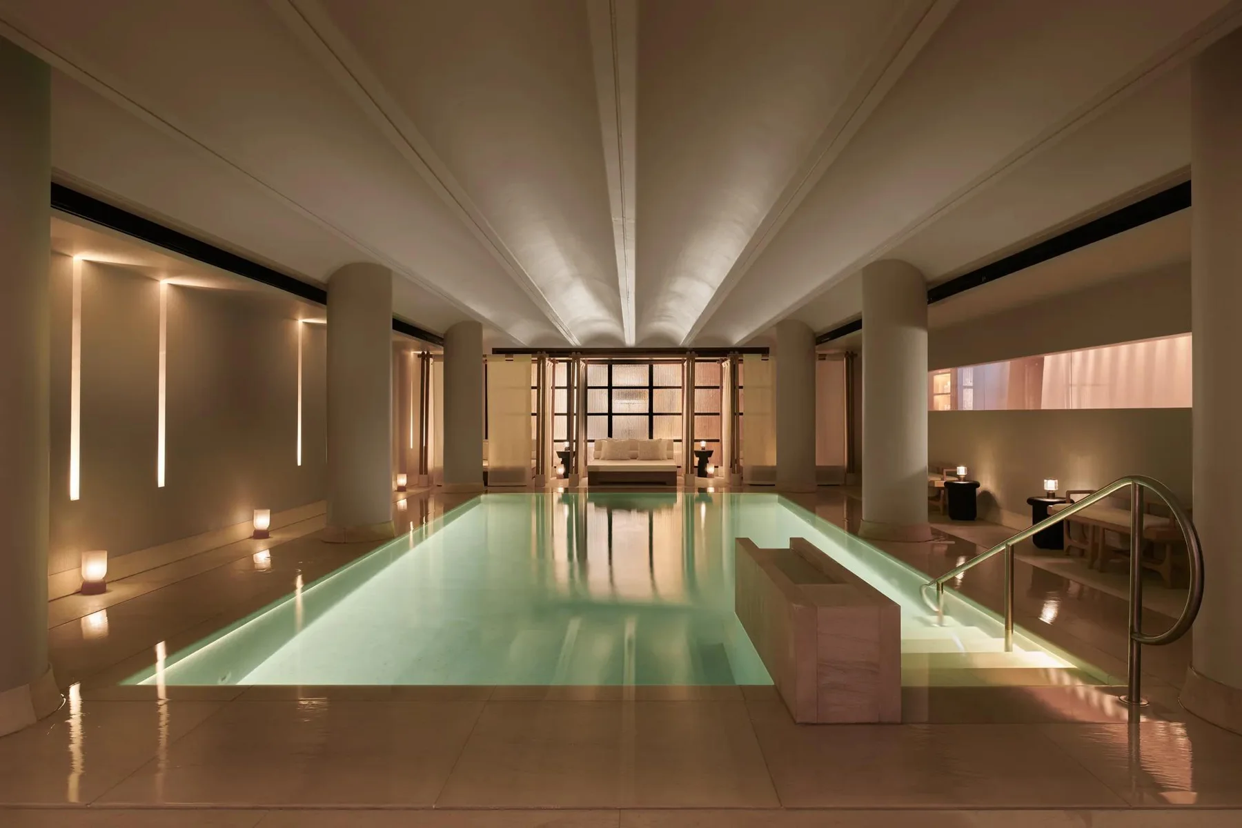 Piscina do Claridge’s Spa em Londres